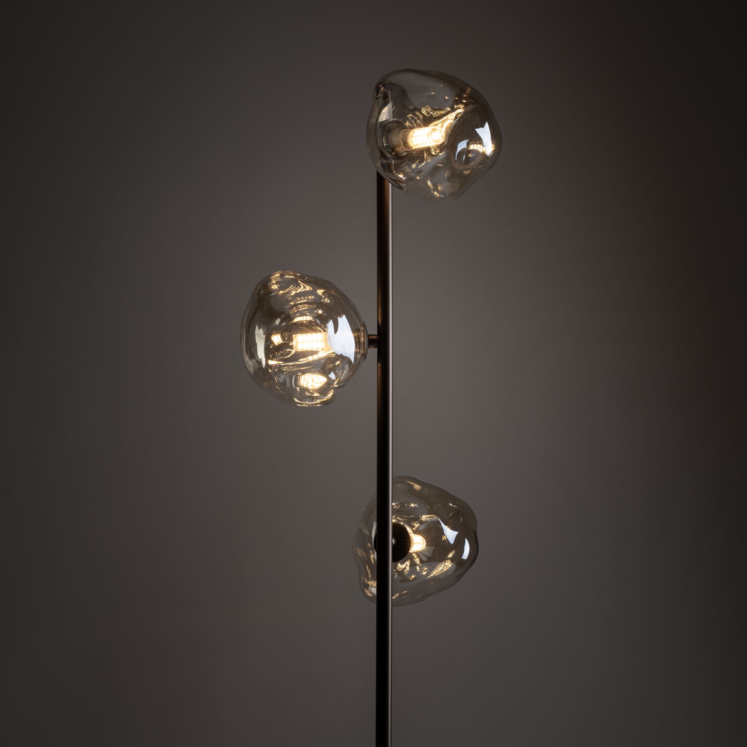 Lampada da terra lava